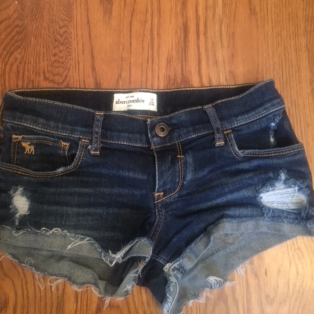 Abercrombie girls size 14 shorts